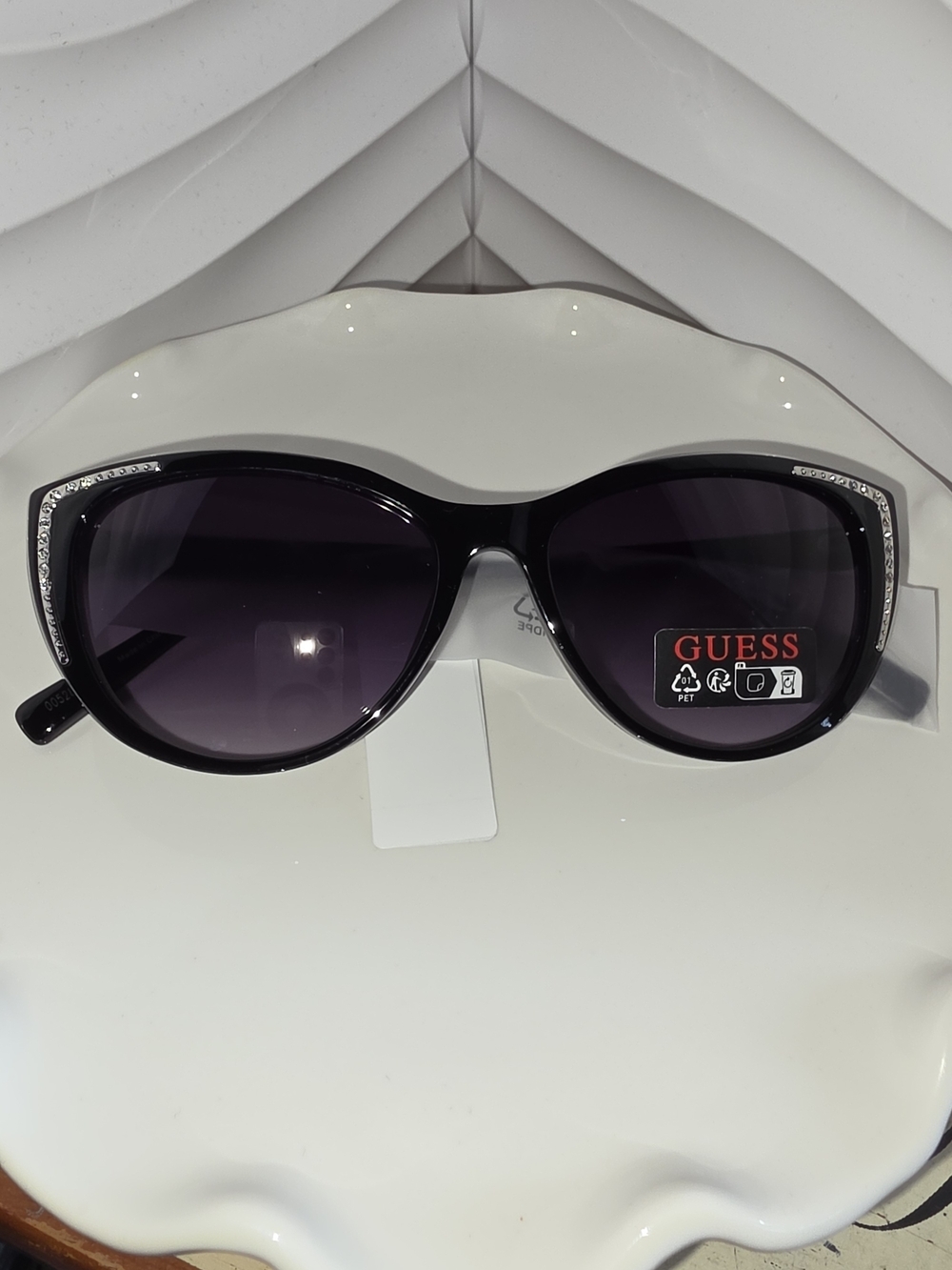 GUESS Black Cat Eye Sunglasses with Rhinestone Detail